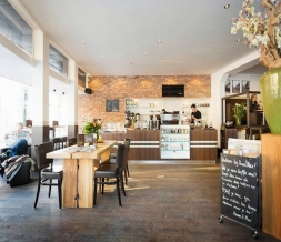invloed winkelinterieur r vink betimmeringen v o f winkelinterieur invloed winkelinterieur r vink betimmeringen v o f winkelinterieur